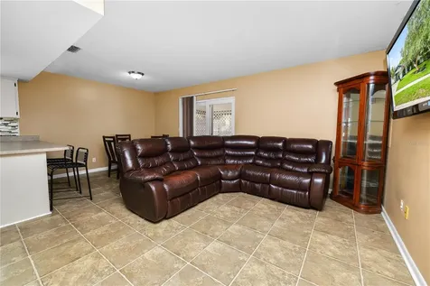 4820 Presidential Street Seffner FL 33584