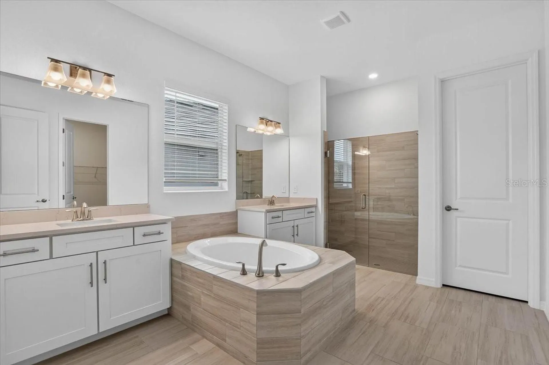 19219 Scallop Loop Lakewood Ranch FL 34211