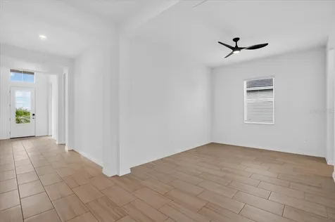 19219 Scallop Loop Lakewood Ranch FL 34211