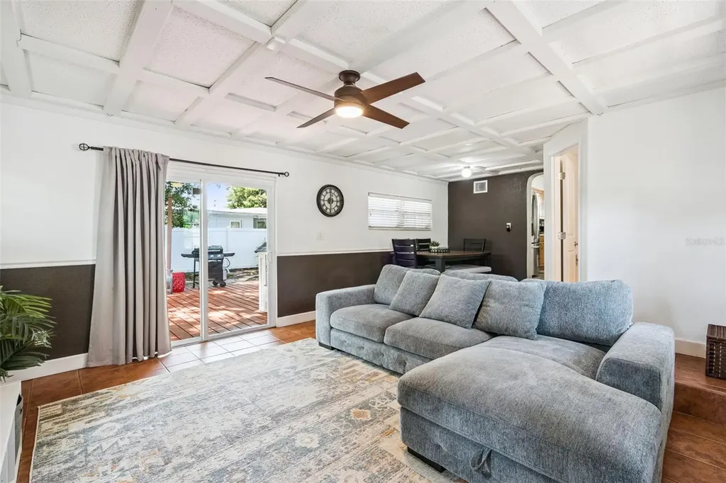 817 Romano Avenue Orlando FL 32807