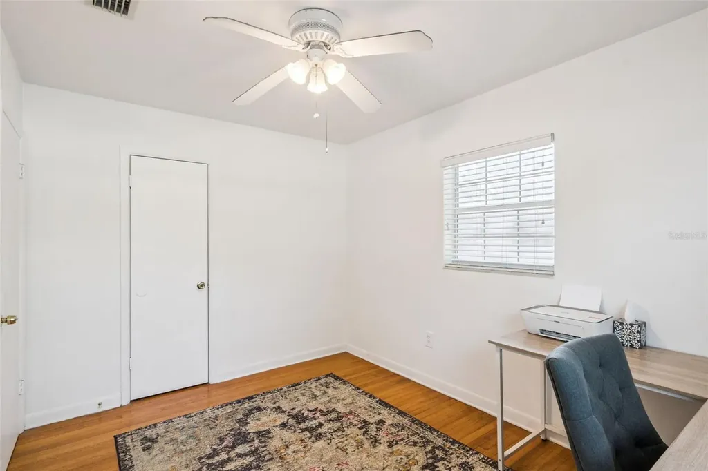 817 Romano Avenue Orlando FL 32807