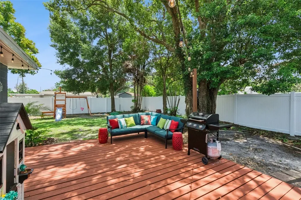 817 Romano Avenue Orlando FL 32807