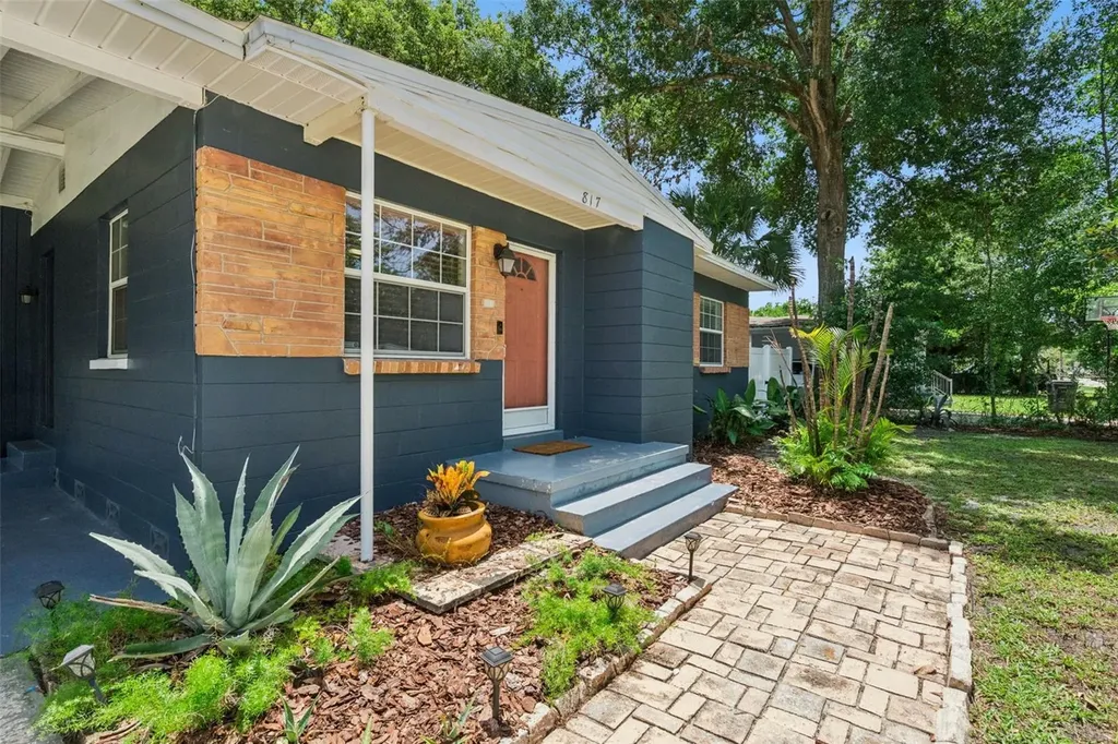 817 Romano Avenue Orlando FL 32807