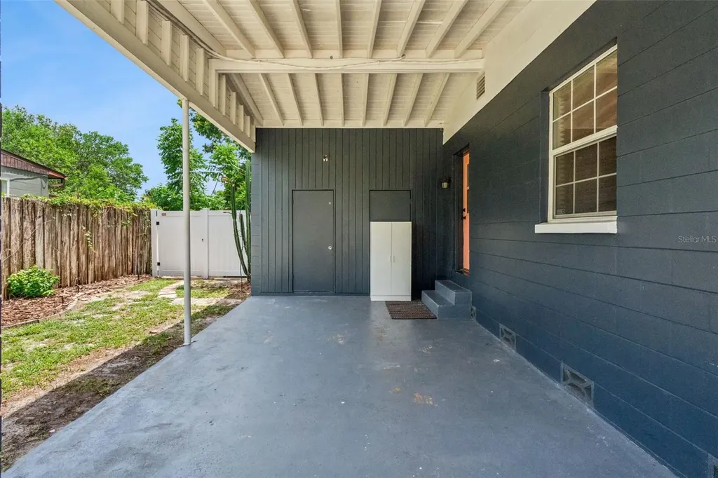 817 Romano Avenue Orlando FL 32807