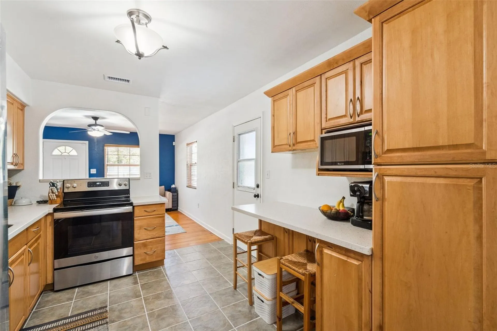 817 Romano Avenue Orlando FL 32807