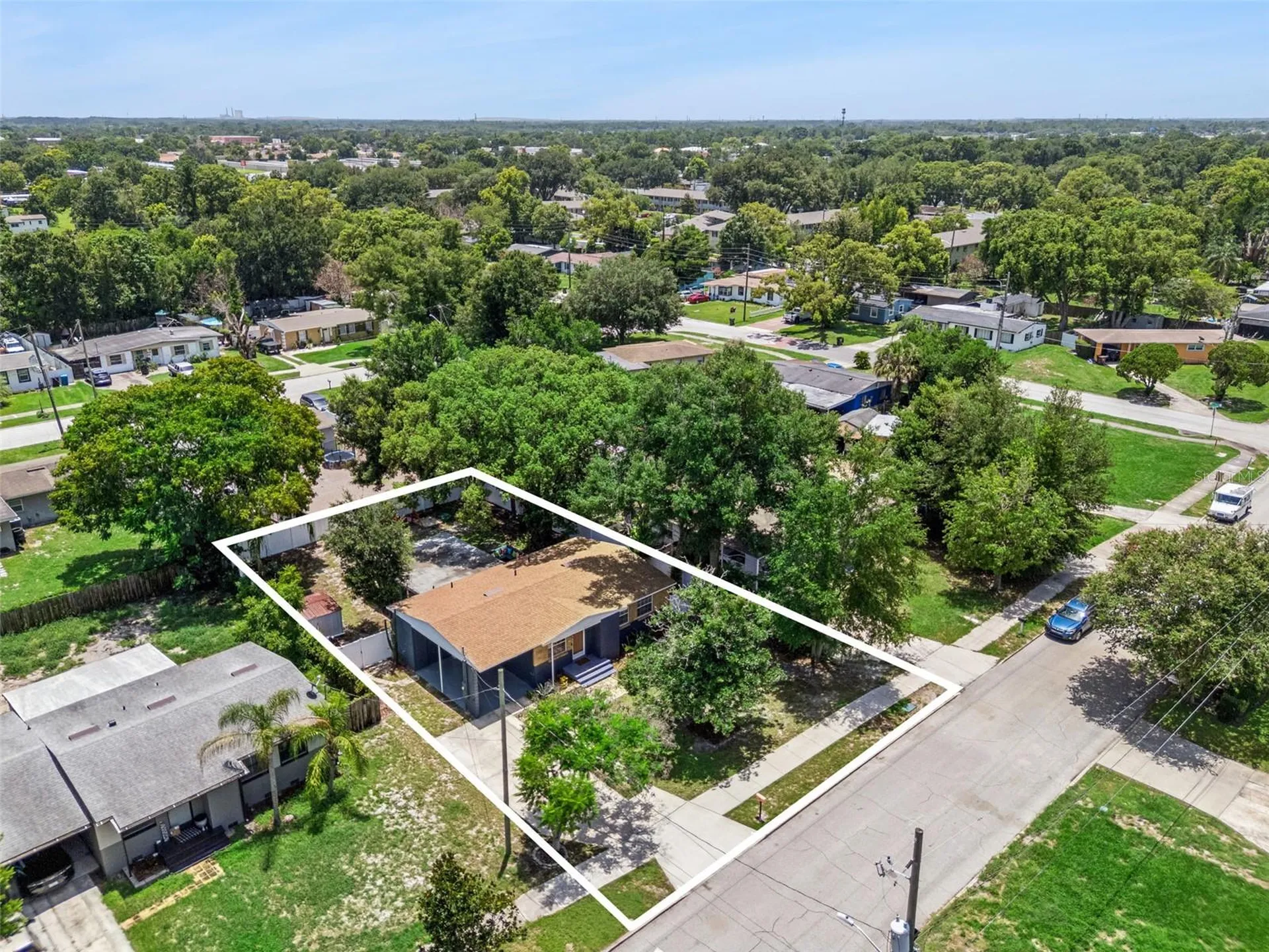 817 Romano Avenue Orlando FL 32807