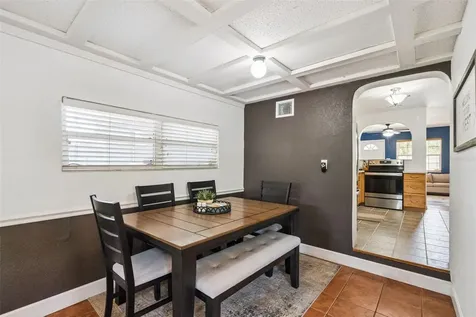 817 Romano Avenue Orlando FL 32807