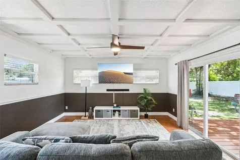 817 Romano Avenue Orlando FL 32807