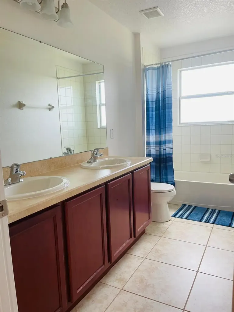 3603 Light Port Way Kissimmee FL 34746