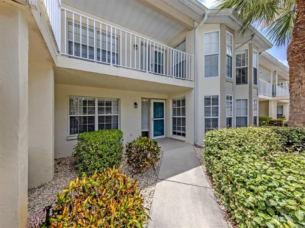 210 Silver Lake Drive Venice FL 34292