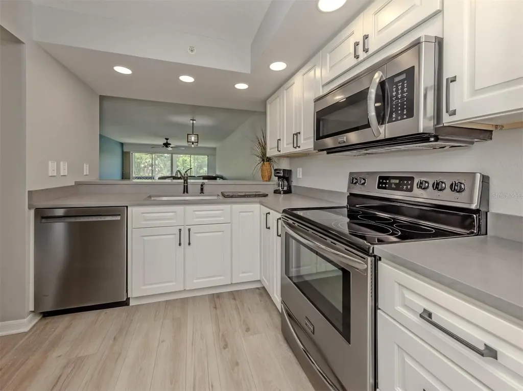210 Silver Lake Drive Venice FL 34292