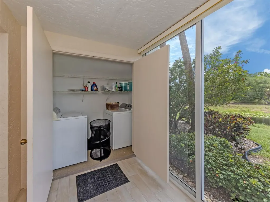 210 Silver Lake Drive Venice FL 34292