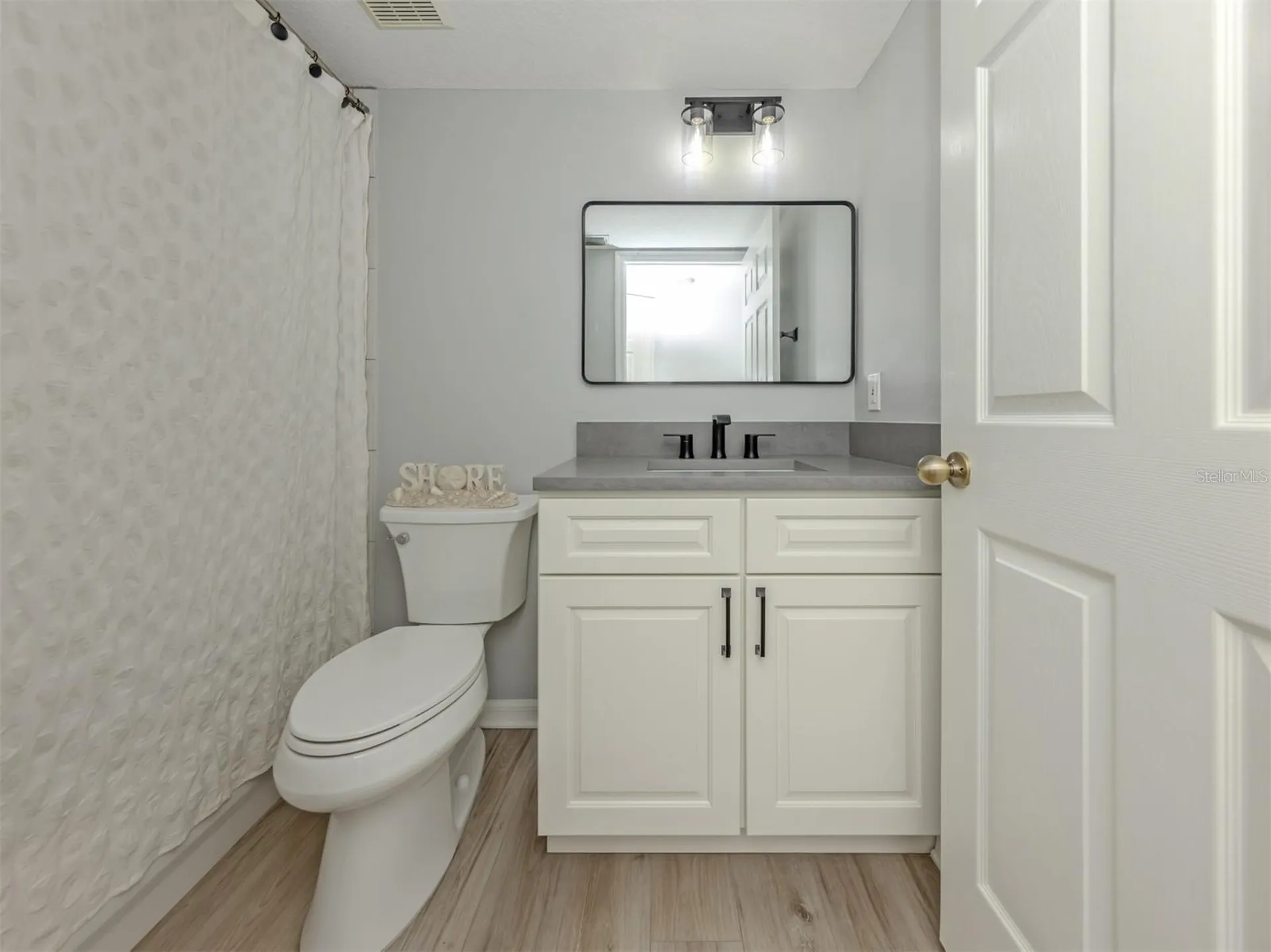210 Silver Lake Drive Venice FL 34292