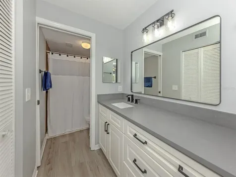 210 Silver Lake Drive Venice FL 34292