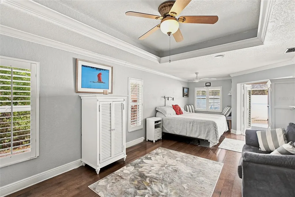652 N Elm Street Englewood FL 34223