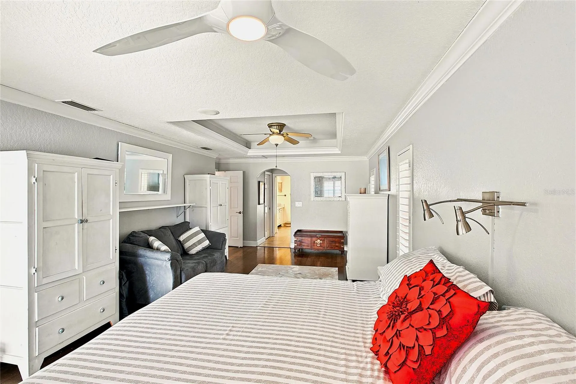 652 N Elm Street Englewood FL 34223