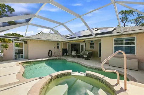 652 N Elm Street Englewood FL 34223