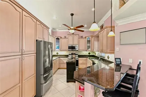 652 N Elm Street Englewood FL 34223