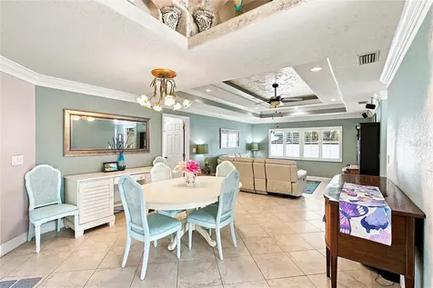 652 N Elm Street Englewood FL 34223