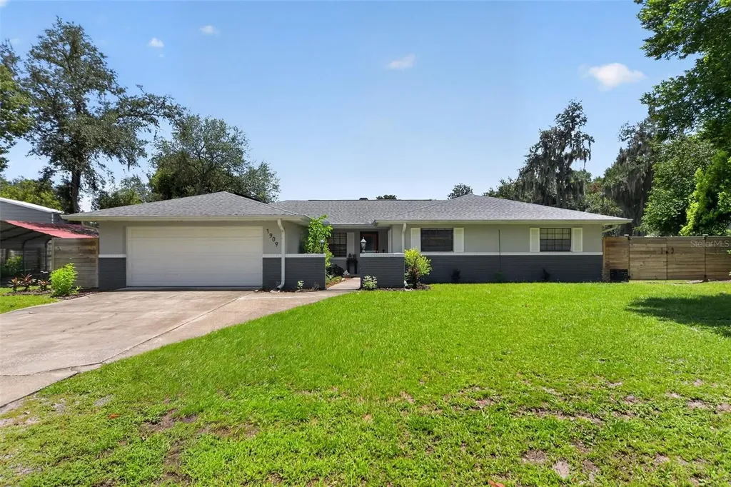 1909 Carrin Street Deltona FL 32738