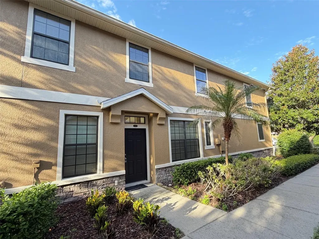 5722 Kinglethill Drive Lithia FL 33547