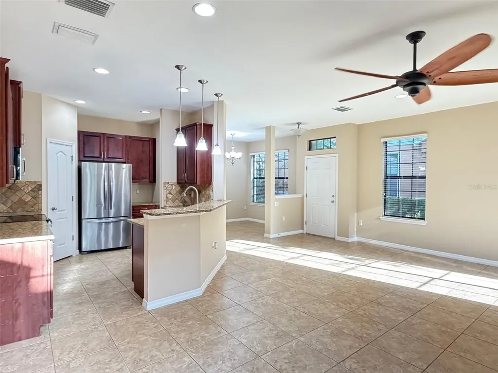 5722 Kinglethill Drive Lithia FL 33547