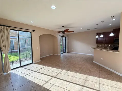 5722 Kinglethill Drive Lithia FL 33547