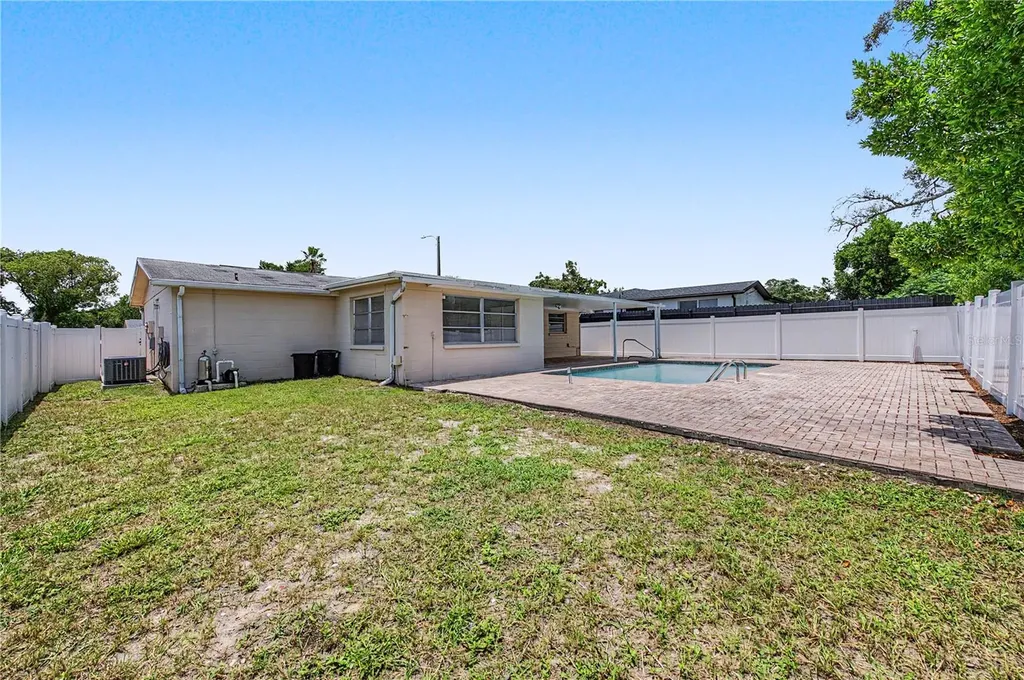 9830 Rainbow Lane Port Richey FL 34668