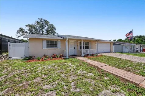 9830 Rainbow Lane Port Richey FL 34668