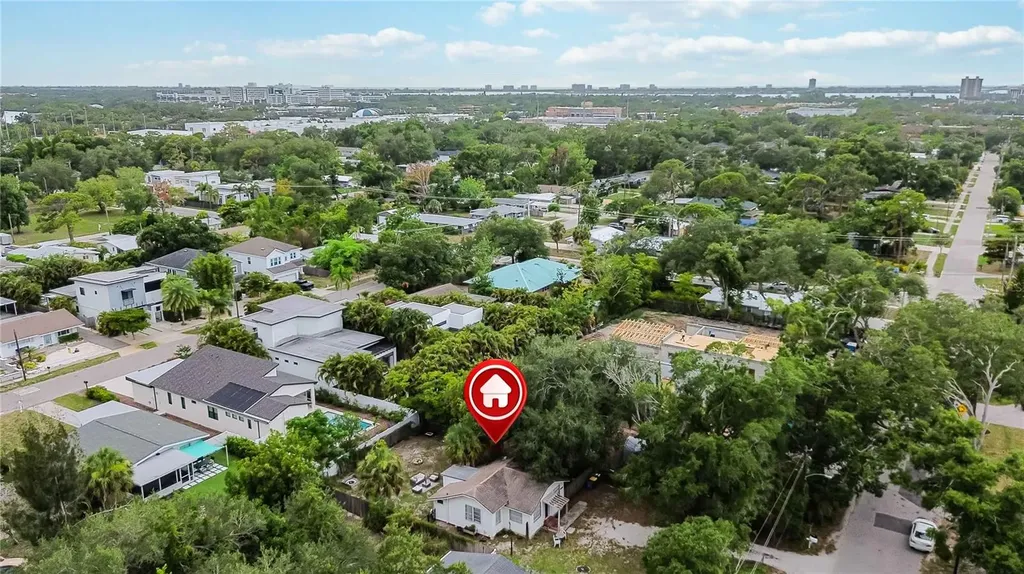 2442 Novus Street Sarasota FL 34237
