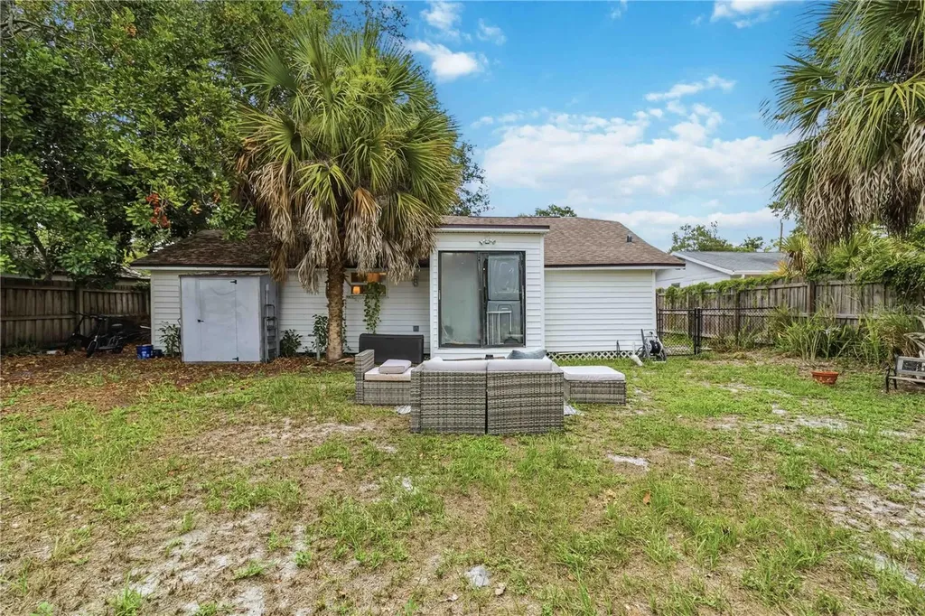 2442 Novus Street Sarasota FL 34237