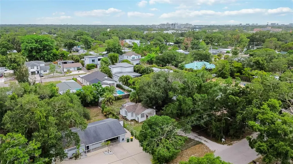 2442 Novus Street Sarasota FL 34237