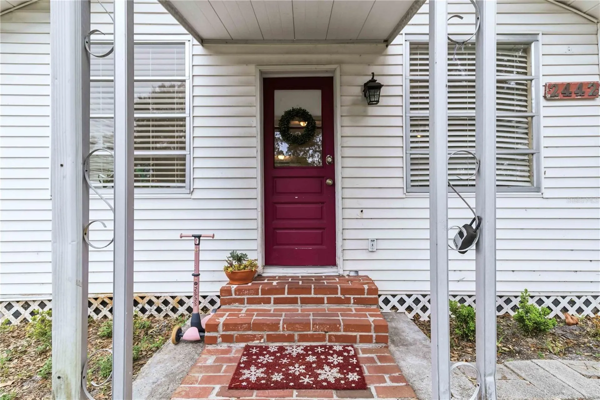 2442 Novus Street Sarasota FL 34237
