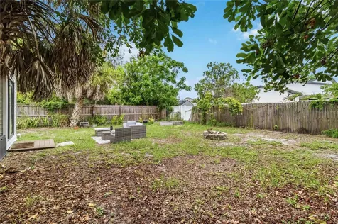 2442 Novus Street Sarasota FL 34237