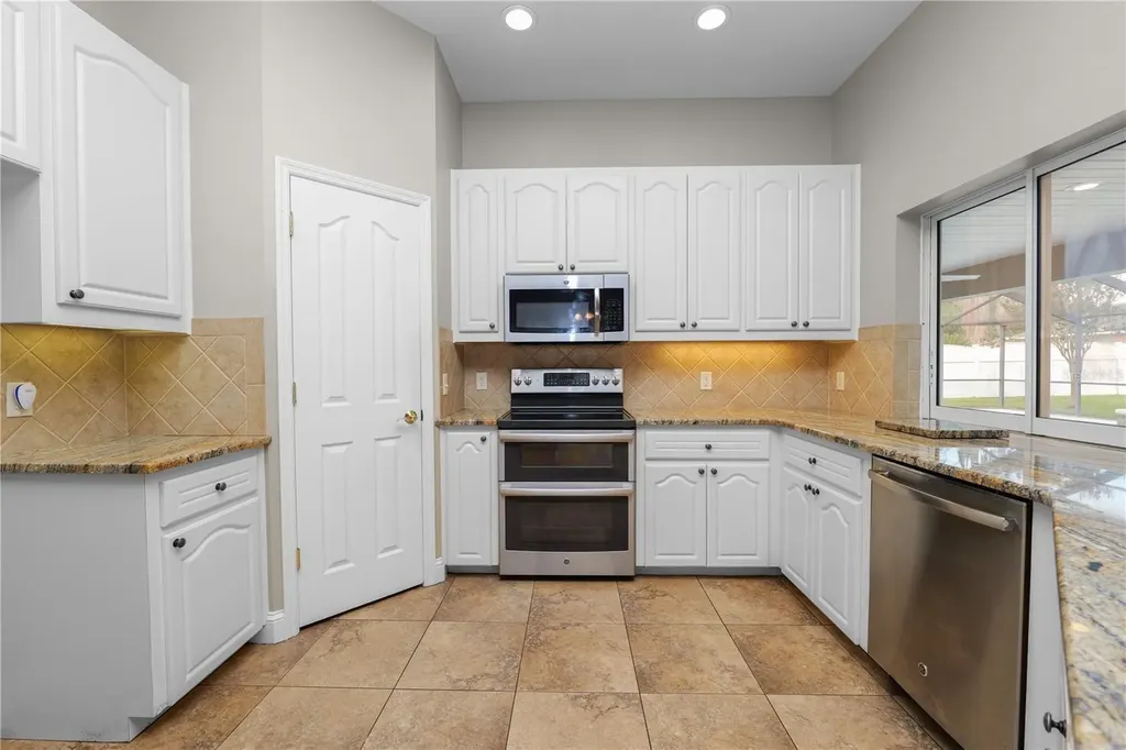 3333 Hawks Ridge Drive Lakeland FL 33810