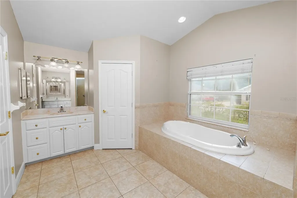3333 Hawks Ridge Drive Lakeland FL 33810