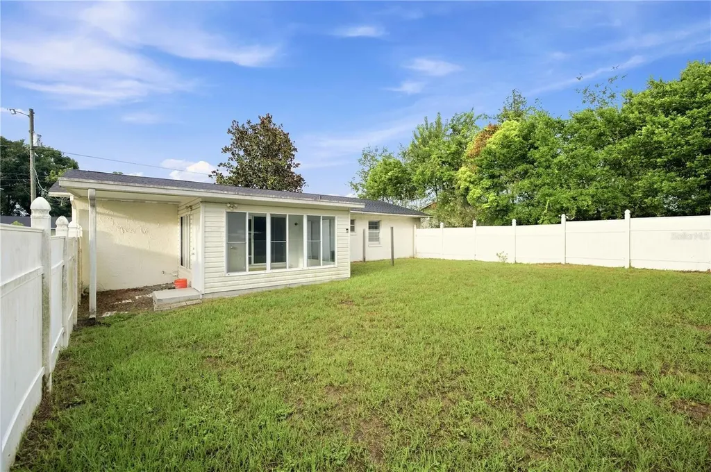 5207 SE 107th Place Belleview FL 34420