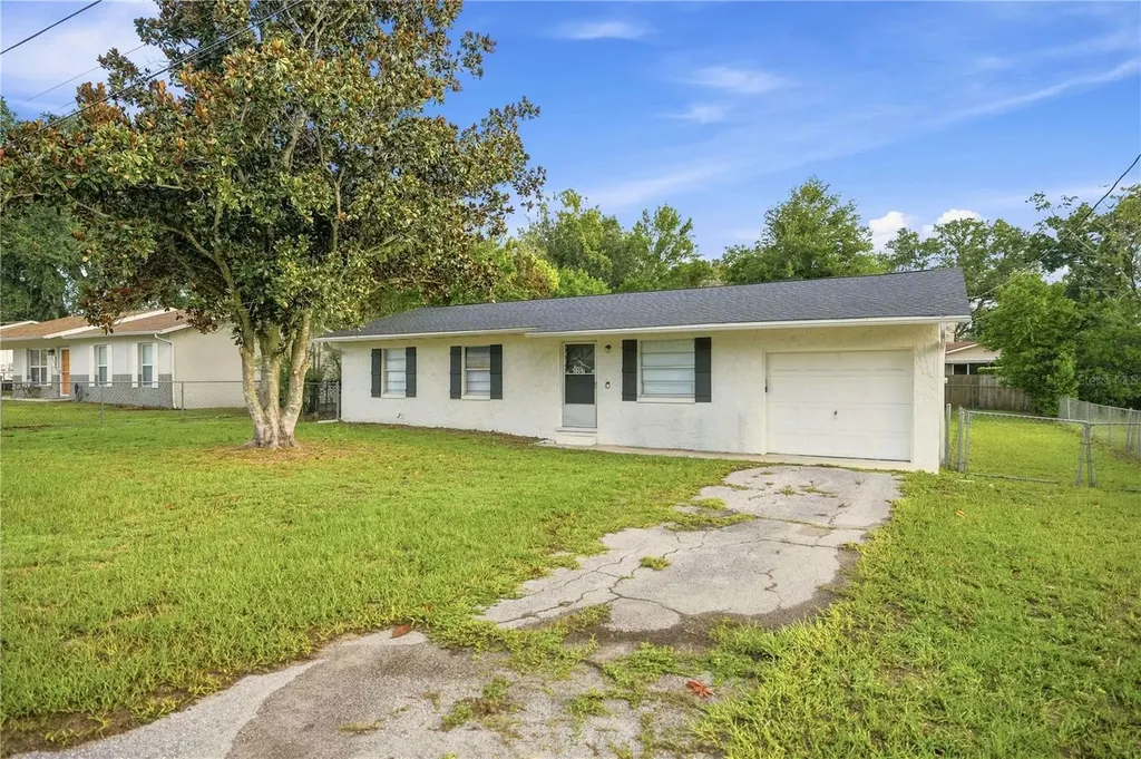 5207 SE 107th Place Belleview FL 34420