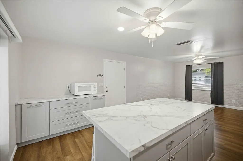 5207 SE 107th Place Belleview FL 34420