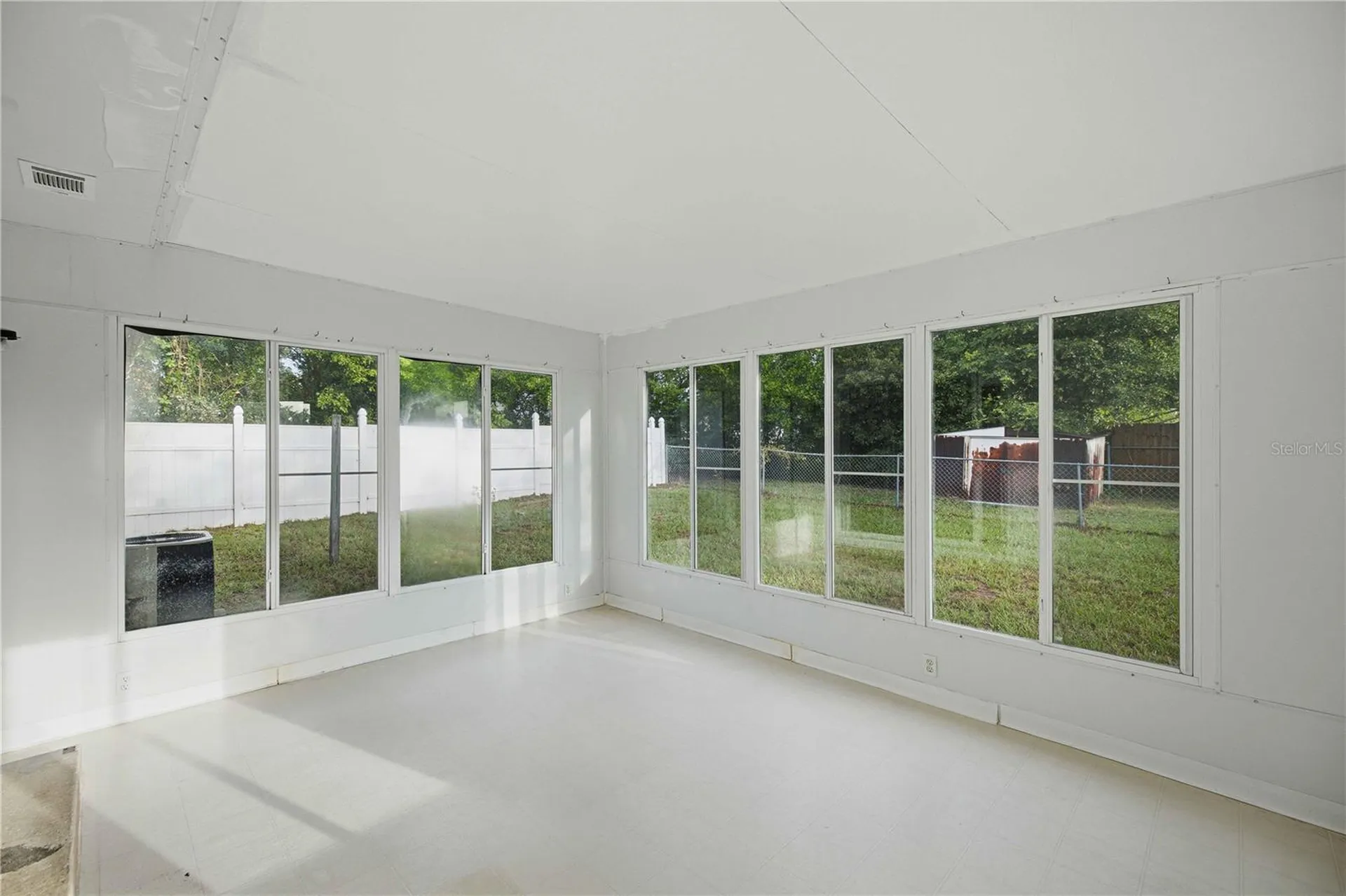 5207 SE 107th Place Belleview FL 34420