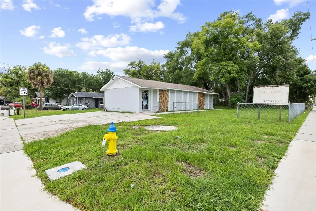 3713 N 34th Street Tampa FL 33610