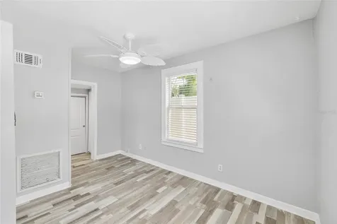 128 W North Street Tampa FL 33604