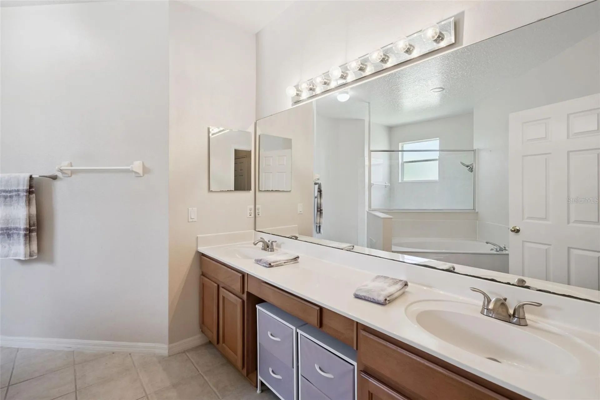 2589 Corbyton Court Orlando FL 32828