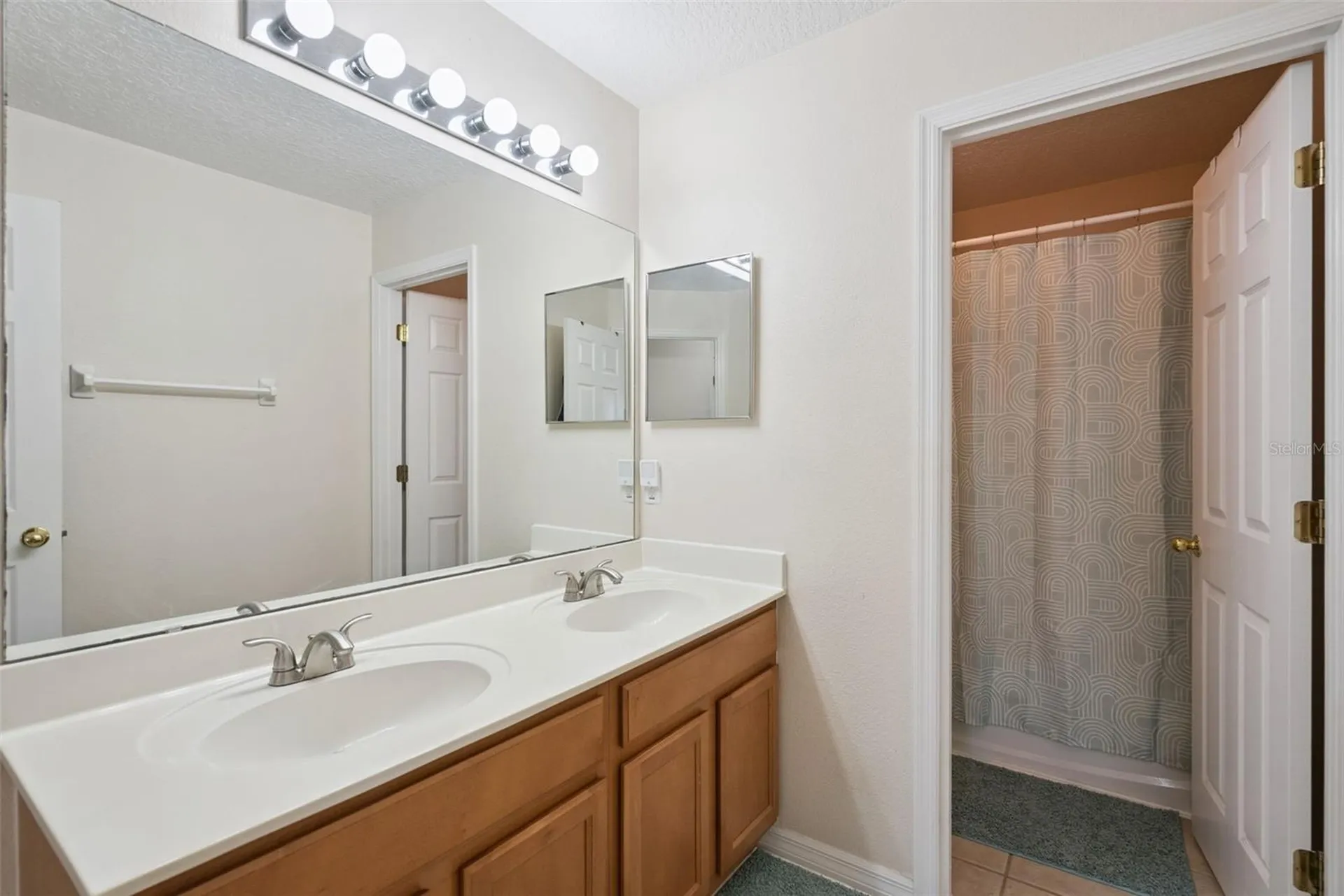 2589 Corbyton Court Orlando FL 32828
