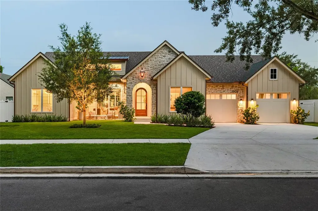 1204 Nottingham Street Orlando FL 32803