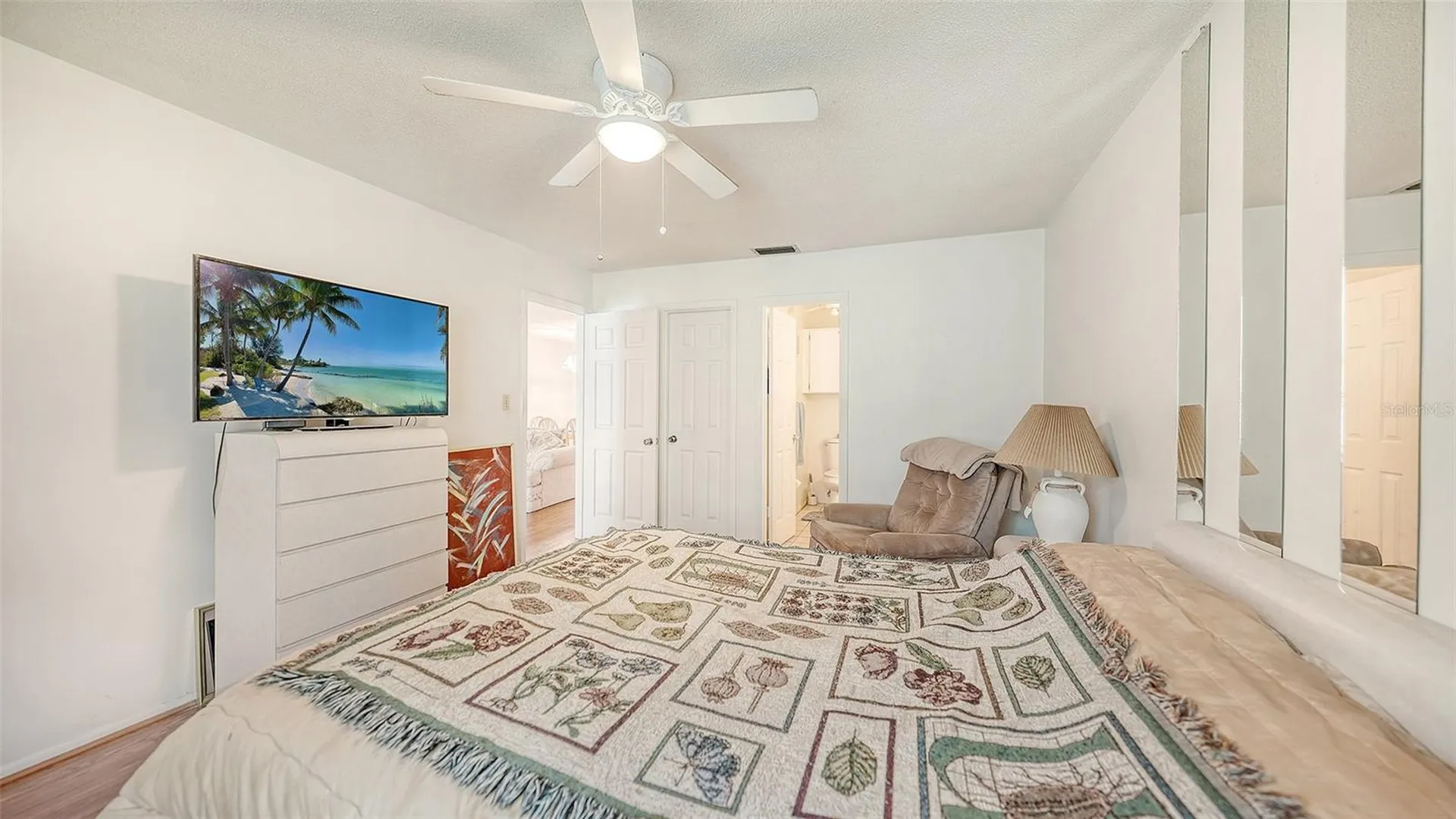 2260 Stickney Point Road Sarasota FL 34231