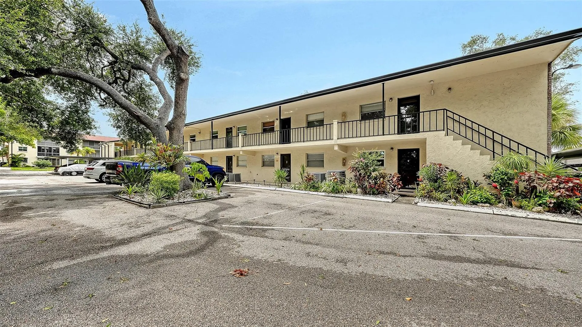 2260 Stickney Point Road Sarasota FL 34231