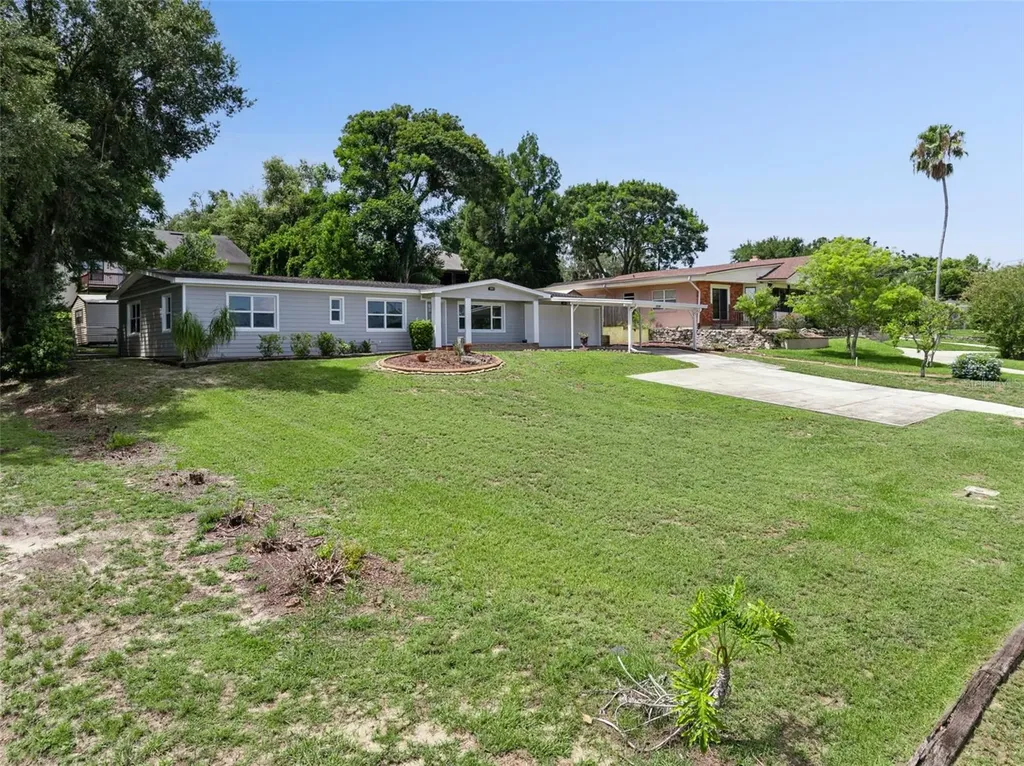1024 Sunset Drive Lake Wales FL 33853