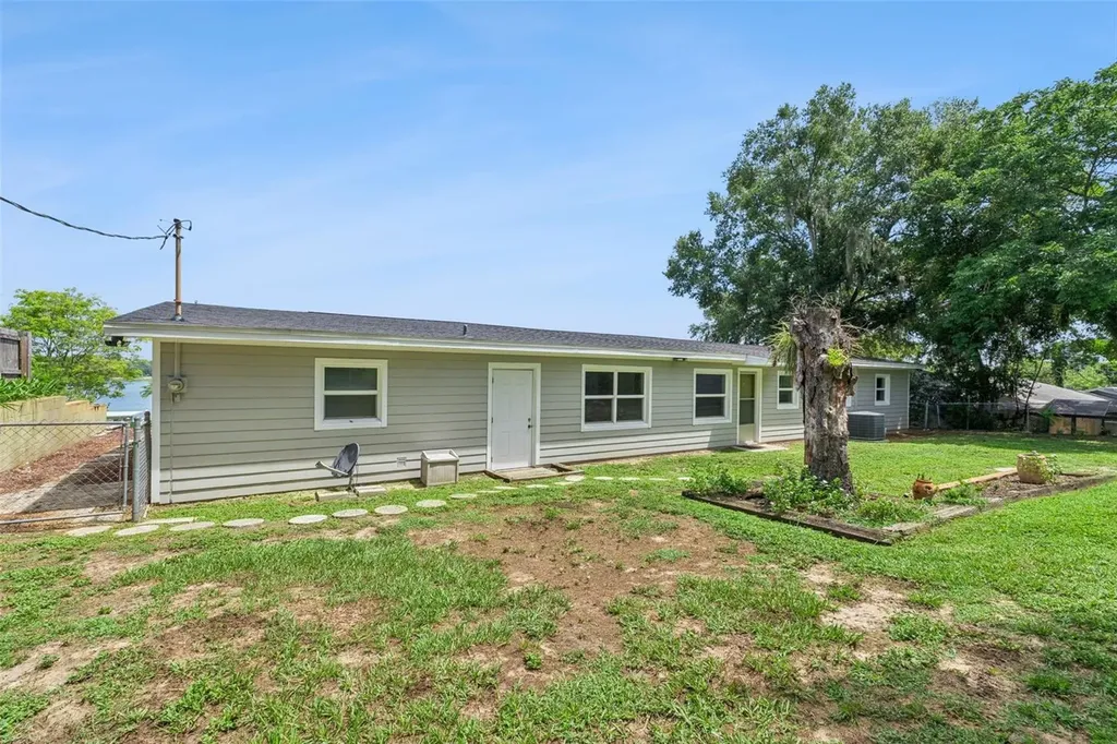 1024 Sunset Drive Lake Wales FL 33853