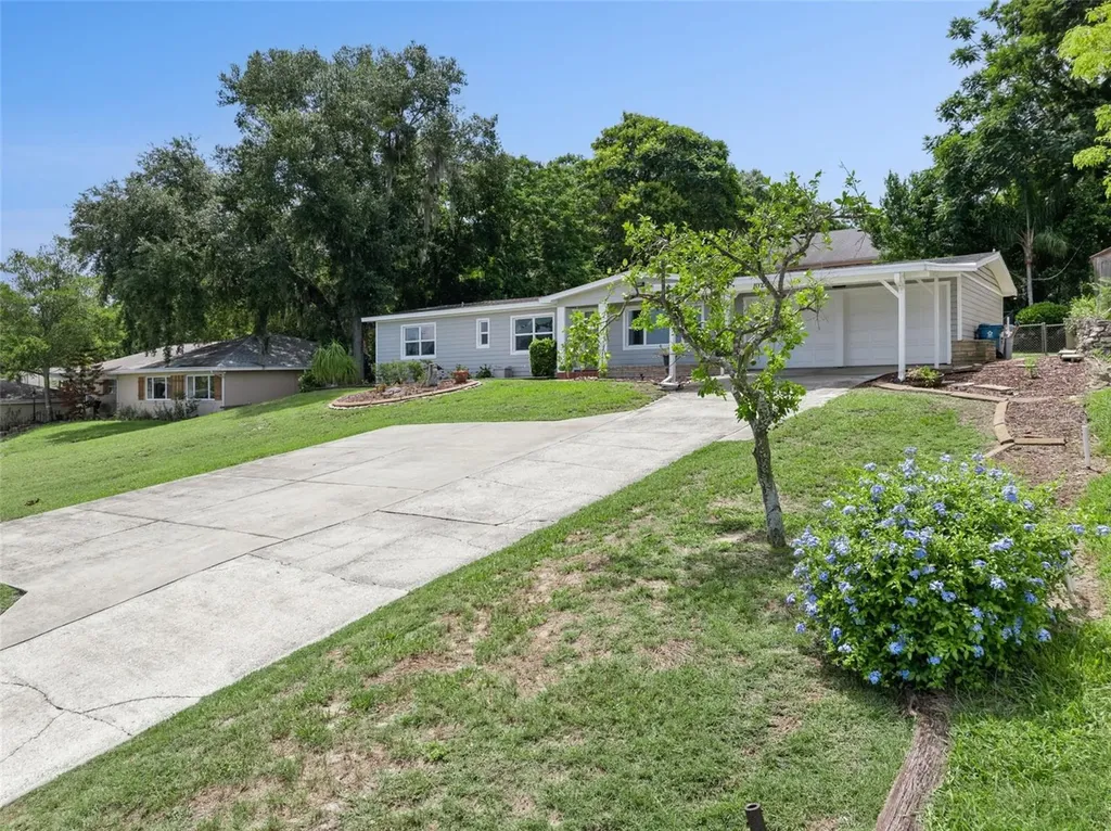 1024 Sunset Drive Lake Wales FL 33853